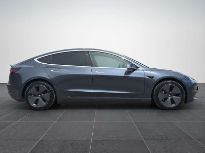 Tesla Model 3 Gebrauchtwagen