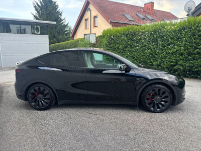 Tesla Model Y Gebrauchtwagen Tesla Model Y Gebrauchtwagen