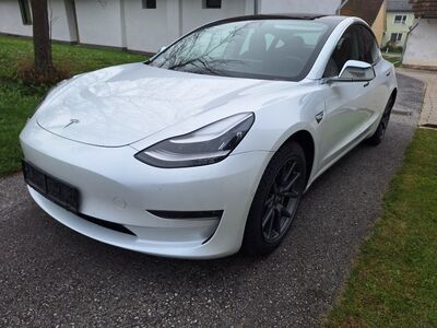 Tesla Model 3 Gebrauchtwagen