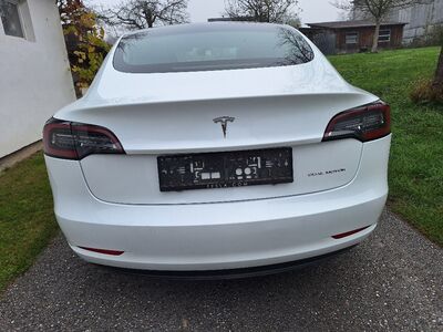 Tesla Model 3 Gebrauchtwagen