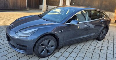 Tesla Model 3 Gebrauchtwagen