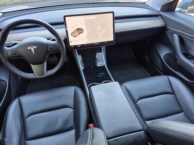 Tesla Model 3 Gebrauchtwagen