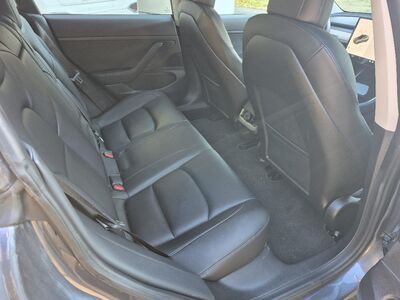 Tesla Model 3 Gebrauchtwagen