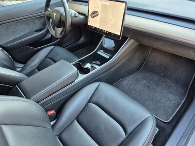 Tesla Model 3 Gebrauchtwagen