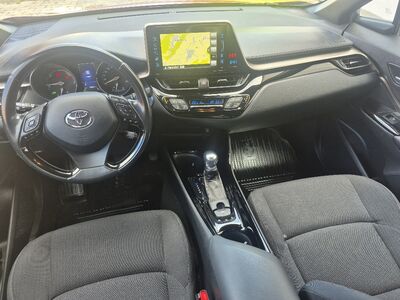 Toyota C-HR Gebrauchtwagen