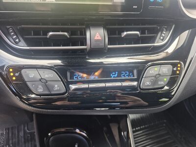 Toyota C-HR Gebrauchtwagen