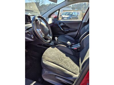 Peugeot 2008 Gebrauchtwagen Peugeot 2008 Gebrauchtwagen