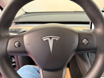 Tesla Model Y Gebrauchtwagen