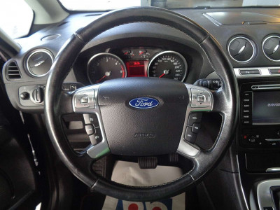 Ford S-MAX Gebrauchtwagen