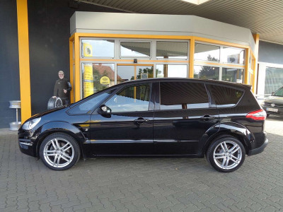 Ford S-MAX Gebrauchtwagen