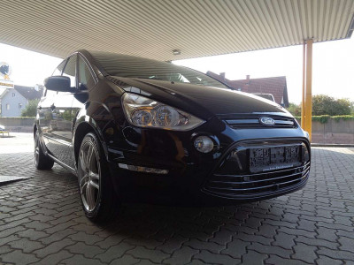 Ford S-MAX Gebrauchtwagen