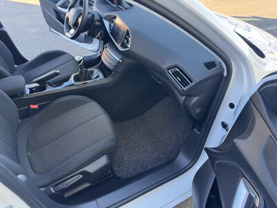 Peugeot 308 Gebrauchtwagen Peugeot 308 Gebrauchtwagen