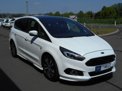 Ford S-MAX Gebrauchtwagen