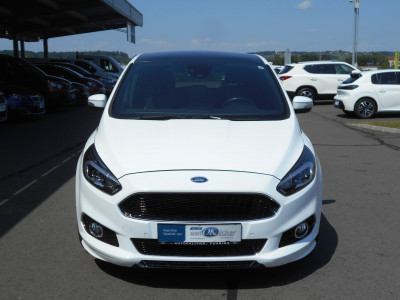 Ford S-MAX Gebrauchtwagen