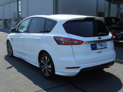 Ford S-MAX Gebrauchtwagen