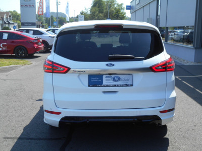 Ford S-MAX Gebrauchtwagen