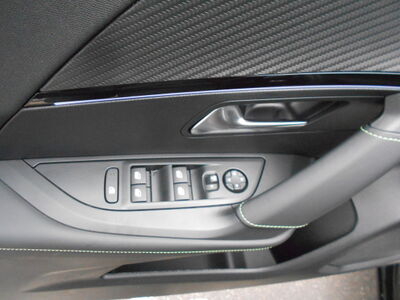 Peugeot 2008 Jahreswagen Peugeot 2008 Jahreswagen