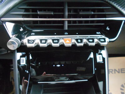 Peugeot 2008 Jahreswagen Peugeot 2008 Jahreswagen