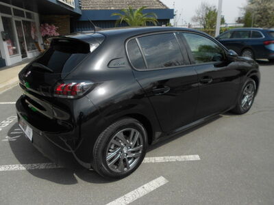 Peugeot 208 Gebrauchtwagen