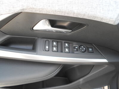 Peugeot 3008 Jahreswagen Peugeot 3008 Jahreswagen