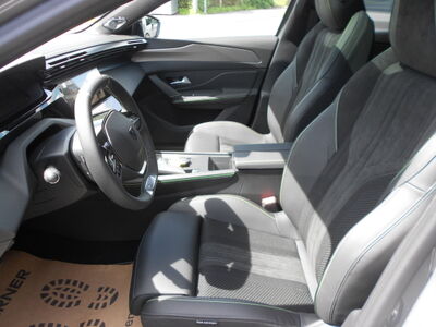 Peugeot 408 Jahreswagen Peugeot 408 Jahreswagen
