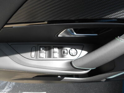 Peugeot 2008 Jahreswagen Peugeot 2008 Jahreswagen