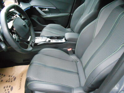 Peugeot 2008 Jahreswagen Peugeot 2008 Jahreswagen