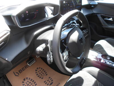 Peugeot 2008 Jahreswagen Peugeot 2008 Jahreswagen
