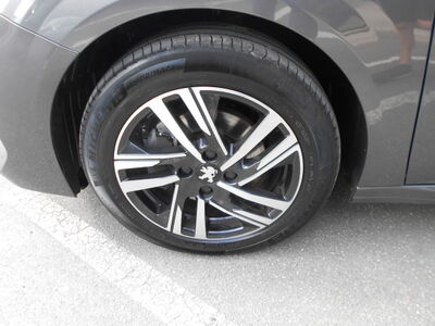 Peugeot 208 Gebrauchtwagen Peugeot 208 Gebrauchtwagen