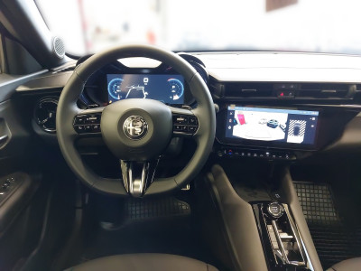 Alfa Romeo Junior Vorführwagen