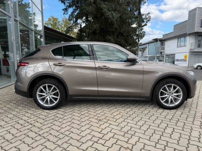 Alfa Romeo Stelvio Gebrauchtwagen