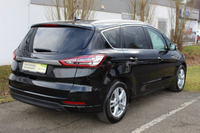 Ford S-MAX Gebrauchtwagen