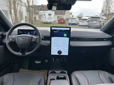 Ford Mustang Mach-E Neuwagen