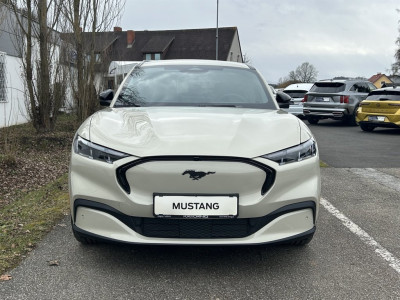 Ford Mustang Mach-E Neuwagen