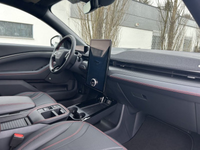 Ford Mustang Mach-E Neuwagen