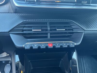 Peugeot 208 Gebrauchtwagen