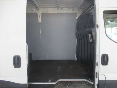 Iveco Daily Gebrauchtwagen Iveco Daily Gebrauchtwagen