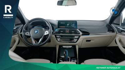 BMW iX3 Gebrauchtwagen
