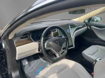 Tesla Model S Gebrauchtwagen