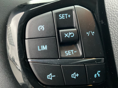 Ford Transit Courier Gebrauchtwagen