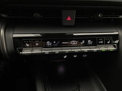 Toyota C-HR Gebrauchtwagen Toyota C-HR Gebrauchtwagen