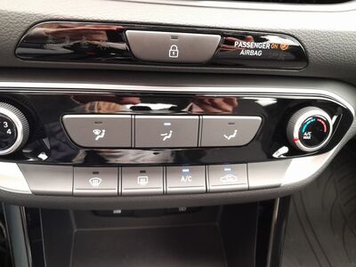 Hyundai i30 Neuwagen Hyundai i30 Neuwagen