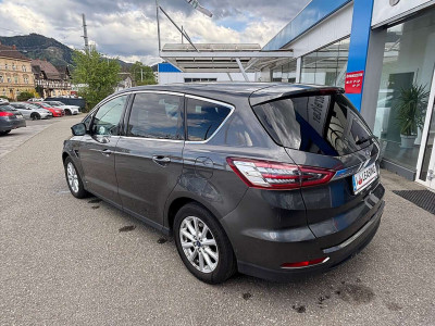 Ford S-MAX Gebrauchtwagen