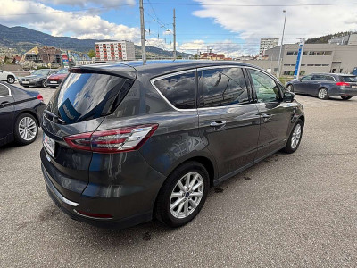 Ford S-MAX Gebrauchtwagen