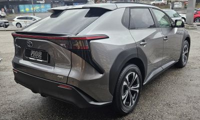 Toyota bZ4X Vorführwagen