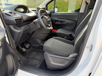 Peugeot Partner Vorführwagen