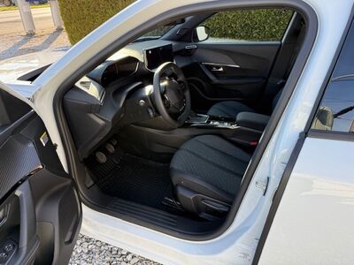 Peugeot 2008 Vorführwagen