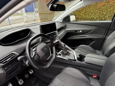 Peugeot 5008 Gebrauchtwagen