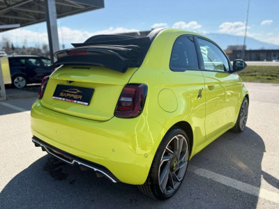 Abarth 600e Vorführwagen