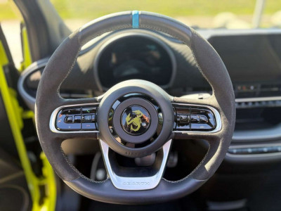 Abarth 600e Vorführwagen